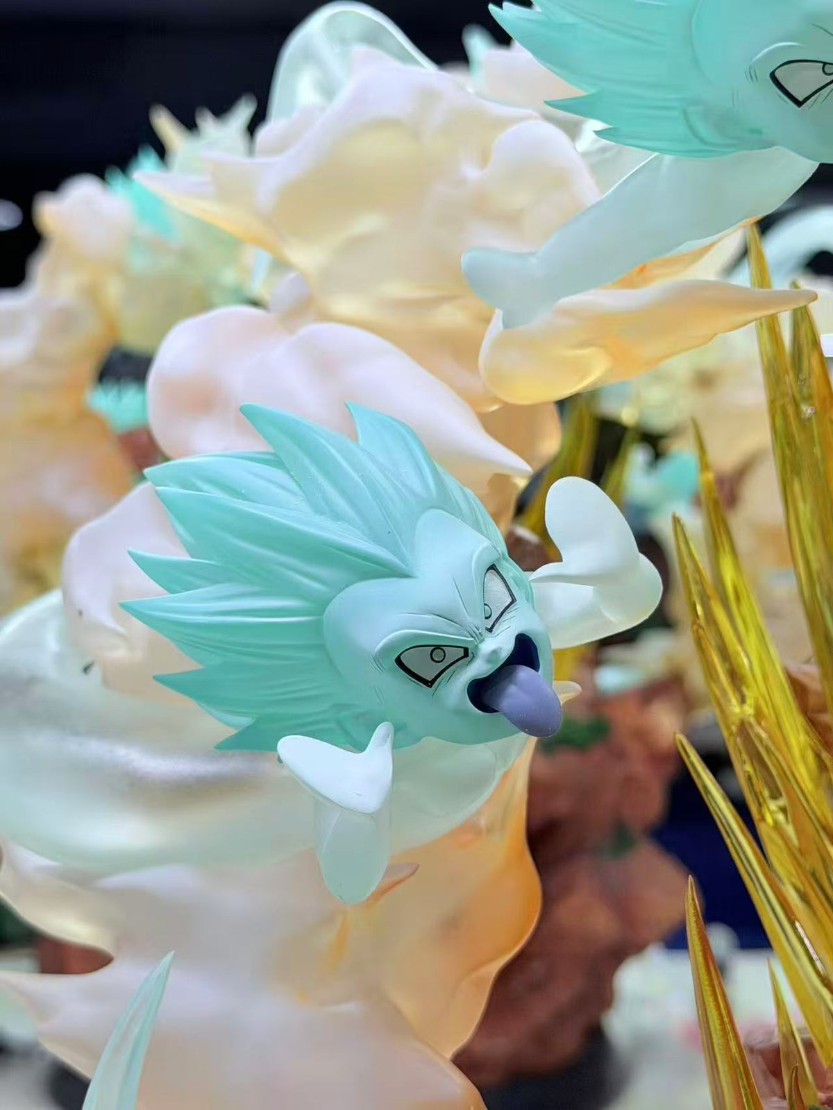 [In Stock] Dragon Ball Z HQS Dioramax Super Saiyan 3 Gotenks LED Resin Statue